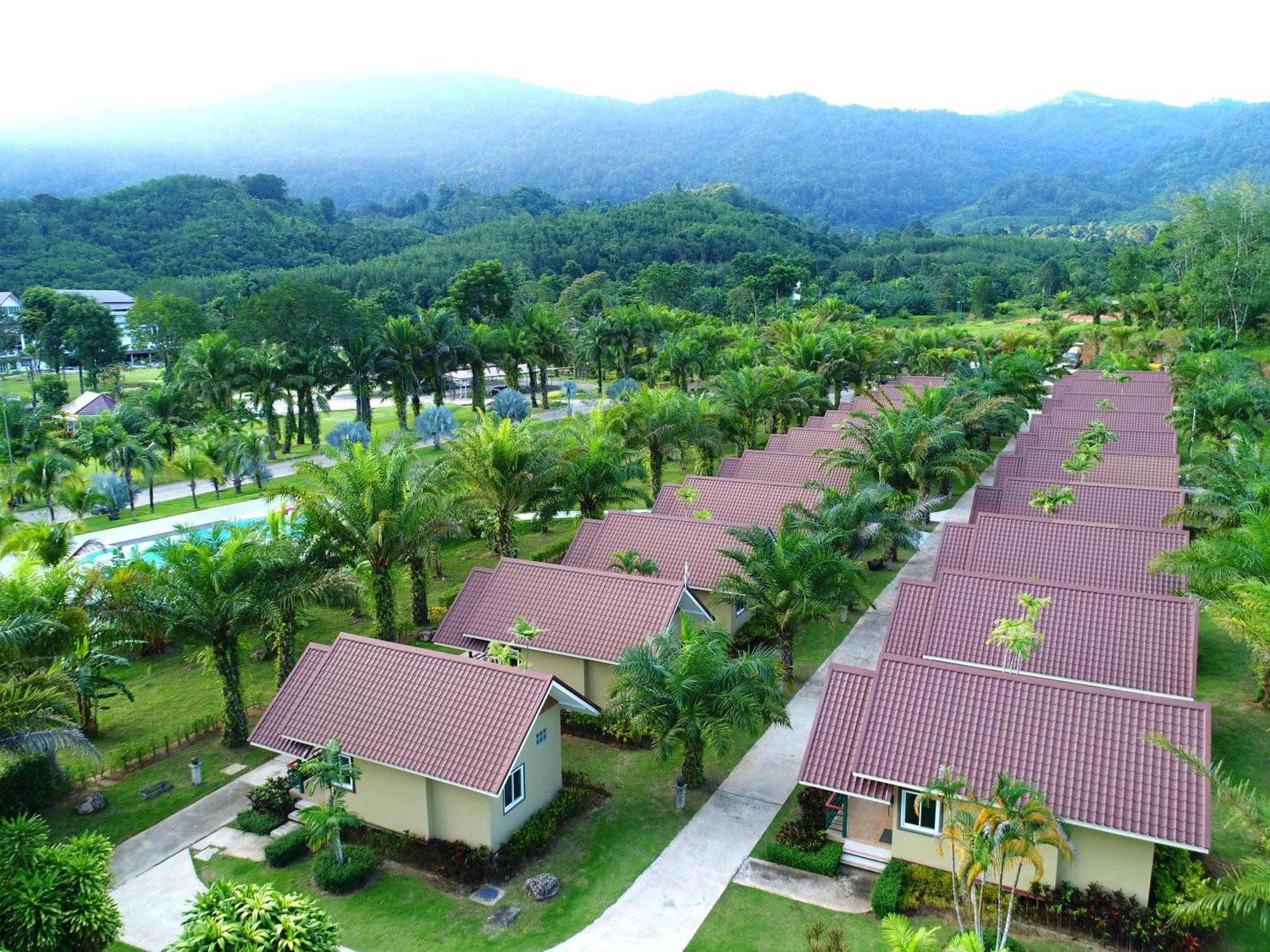 Katathong Golf Resort & Spa Пхангнга Экстерьер фото